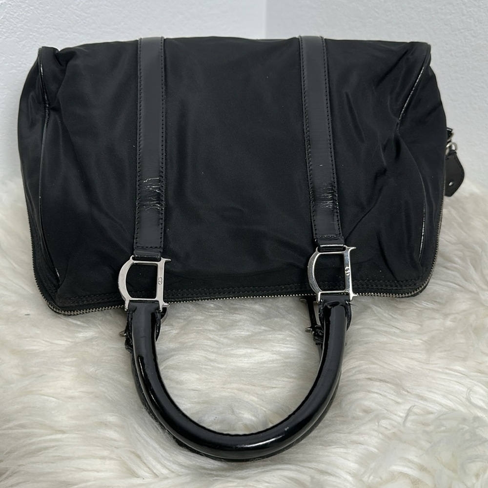 💯 Authentic Dior Handbag🍀 - Picture 8 of 17